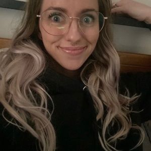 Meet your Posher, Sarah